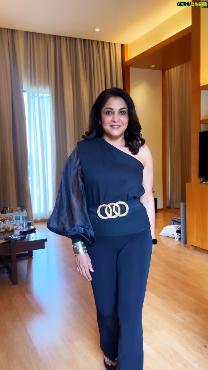 Ramya Krishnan - 760.1K Likes - Sahiba💕........
 

#sahiba #trendingreels #viralreeĺs #fashionstyle #reelsindia #reelstrending