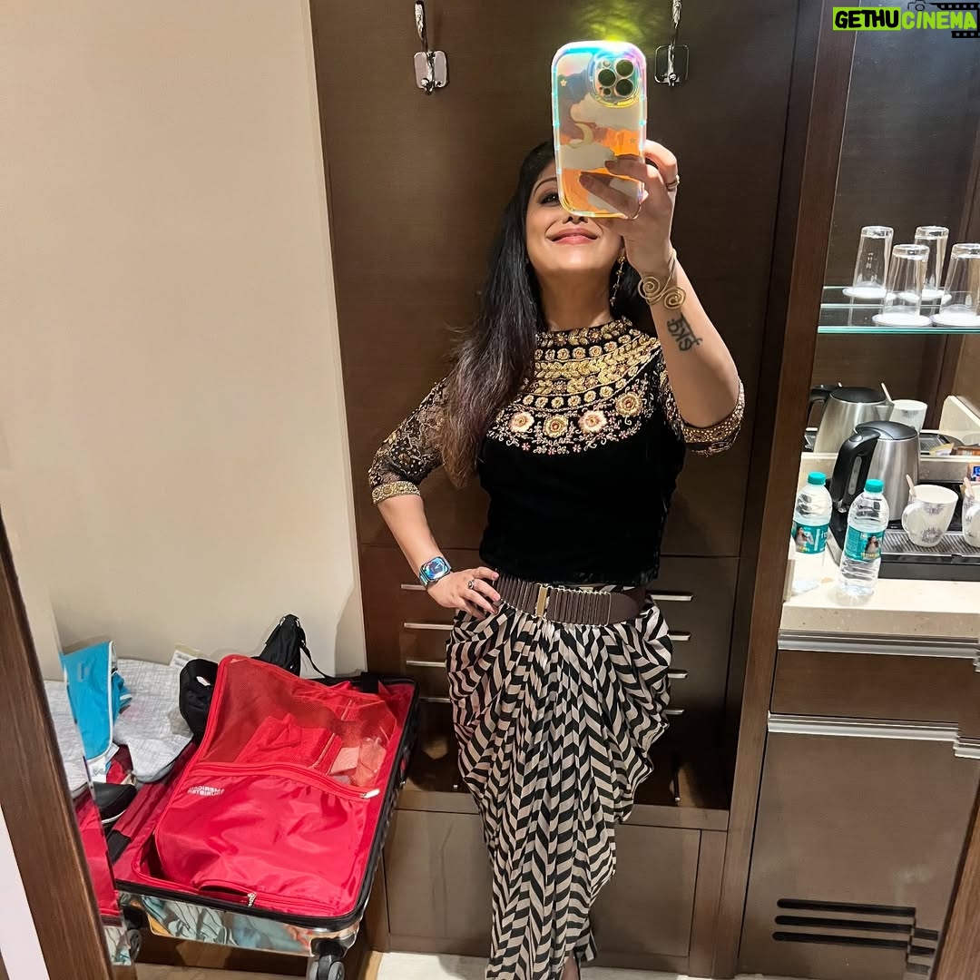Ranjini Jose - 3K Likes - I’m out of words to express this moment ❤️

It was just surreal and I’m still reeling from this 

The heart to embrace every artist small or big comes from the largest of hearts and that speaks volumes about the legend @mohanlal 🙏🏽🙏🏽

Onnum ithil kooduthal parayaan kazhiyunnilla 

Nanni mathram ❤️😍🙏🏽