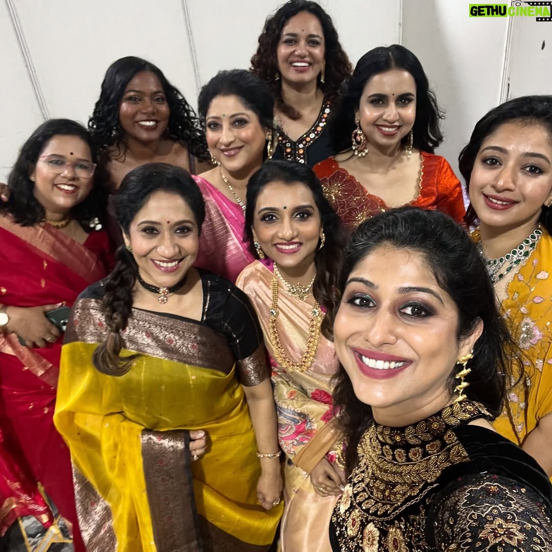 Ranjini Jose - 3K Likes - I’m out of words to express this moment ❤️

It was just surreal and I’m still reeling from this 

The heart to embrace every artist small or big comes from the largest of hearts and that speaks volumes about the legend @mohanlal 🙏🏽🙏🏽

Onnum ithil kooduthal parayaan kazhiyunnilla 

Nanni mathram ❤️😍🙏🏽