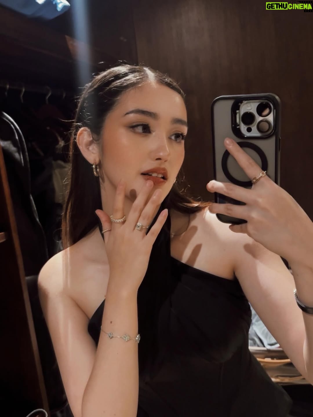 Ranty Maria - 171.6K Likes - unseen bits