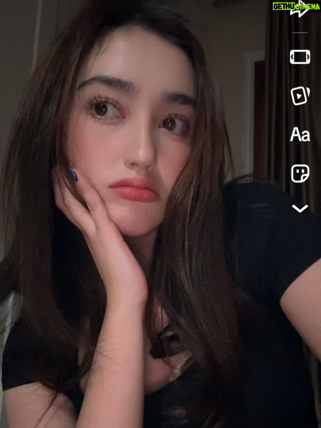 Ranty Maria - 171.6K Likes - unseen bits