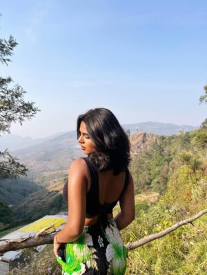 Rashmi Tanu Instagram - Tell people which foot hurts and you’ll see which foot they accidentally step on.
