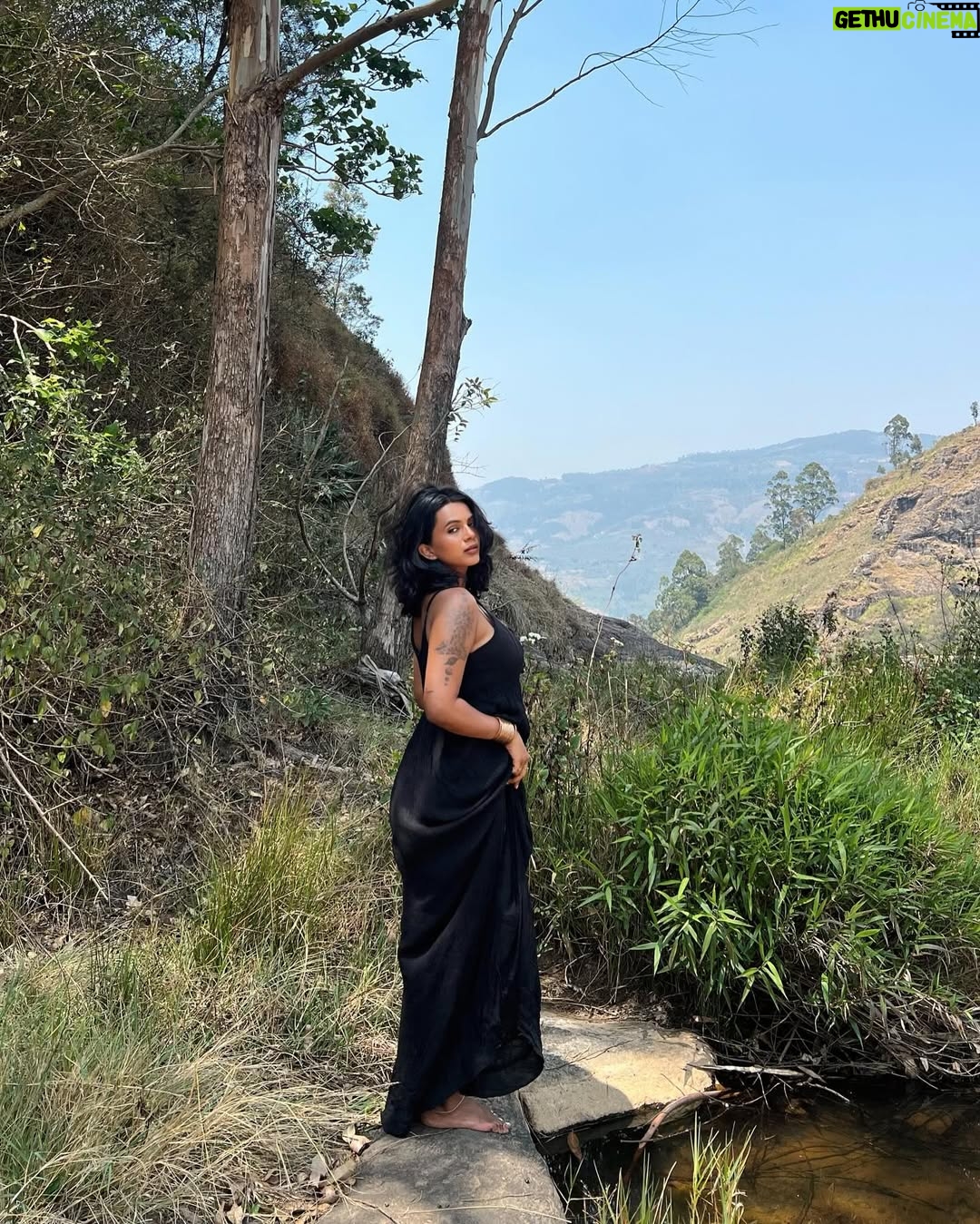 Rashmi Tanu - 3.7K Likes - A woman who has tasted her own strength can never return to smallness. She carries storms in her lungs, sunlight in her bones, and the patience of a thousand lifetimes. No map can contain her. No cage can hold her. She was never meant to fit in, she was born to create new worlds by her very existence.