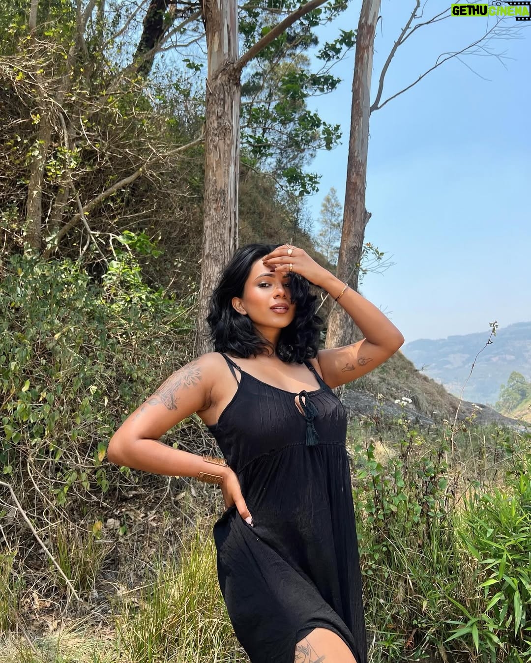 Rashmi Tanu - 3.7K Likes - A woman who has tasted her own strength can never return to smallness. She carries storms in her lungs, sunlight in her bones, and the patience of a thousand lifetimes. No map can contain her. No cage can hold her. She was never meant to fit in, she was born to create new worlds by her very existence.