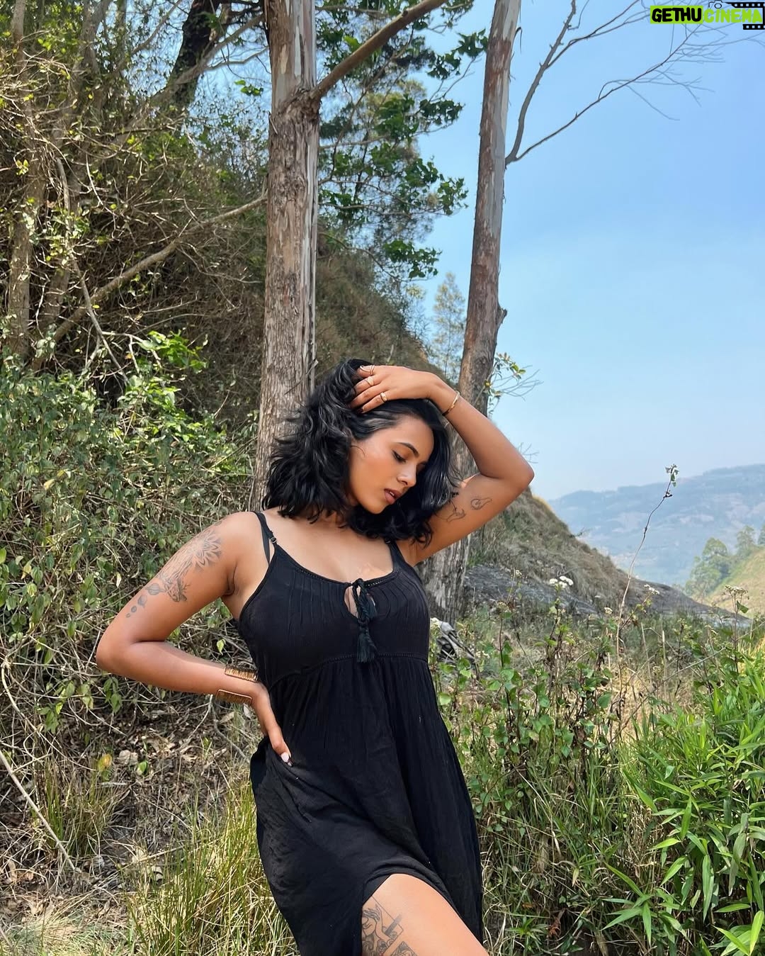 Rashmi Tanu - 3.7K Likes - A woman who has tasted her own strength can never return to smallness. She carries storms in her lungs, sunlight in her bones, and the patience of a thousand lifetimes. No map can contain her. No cage can hold her. She was never meant to fit in, she was born to create new worlds by her very existence.