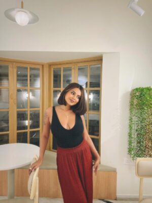 Rashmi Tanu Instagram - Idc how much you can lift, if you can’t beat lust you’re still weak.
.
.
.
Outfit: @zara