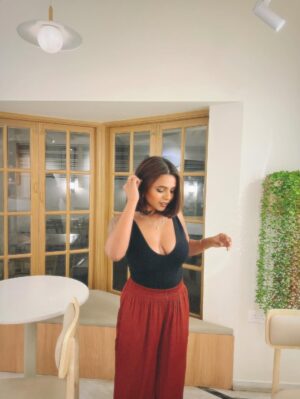 Rashmi Tanu Instagram - Idc how much you can lift, if you can’t beat lust you’re still weak.
.
.
.
Outfit: @zara