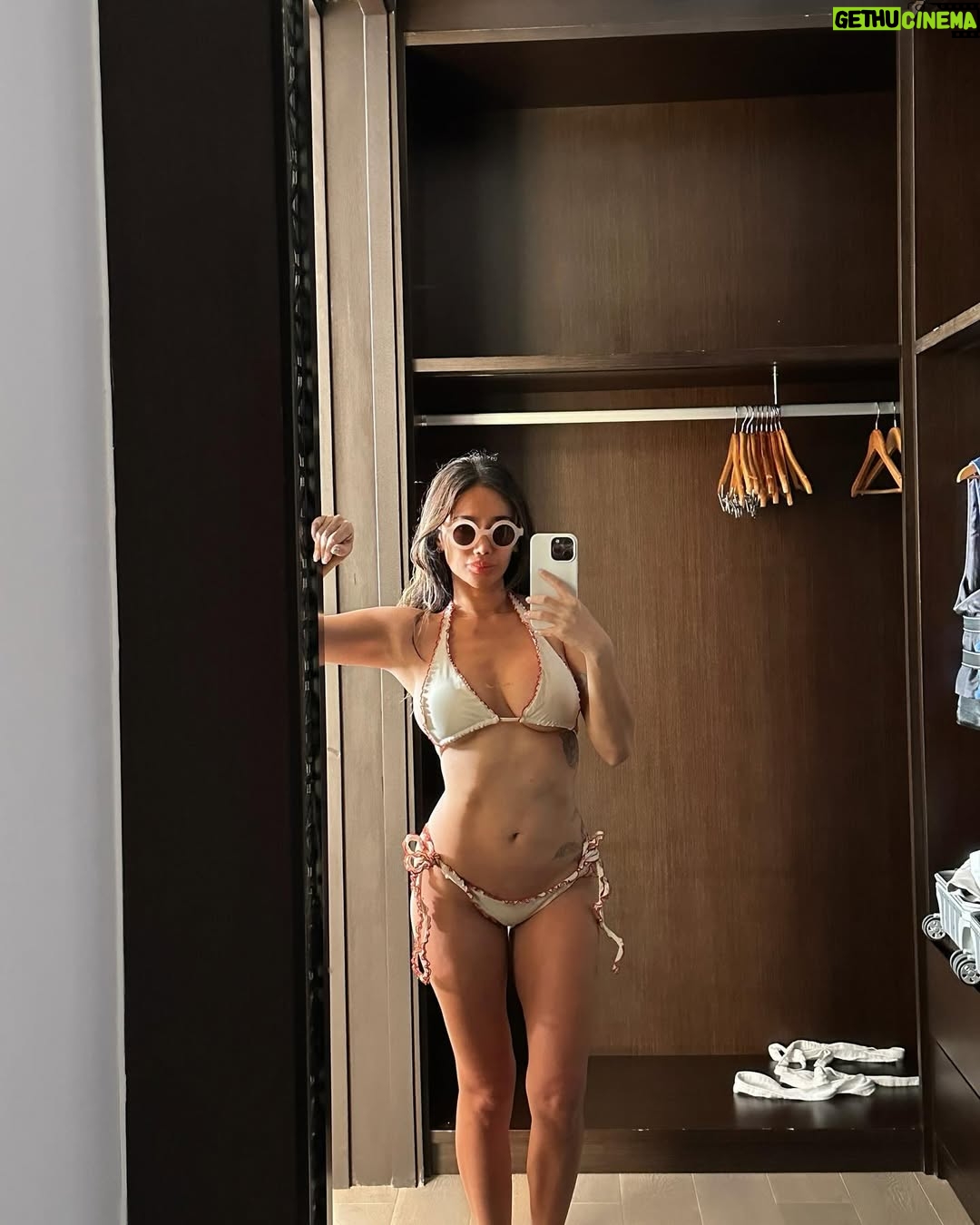 Ratu Felisha - 3 Likes - Island girl 🌴