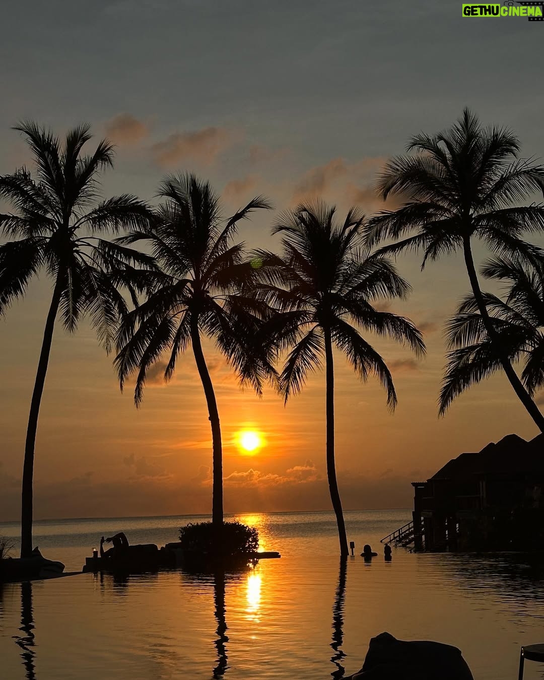 Ratu Felisha - 3 Likes - New fave island 🏝️