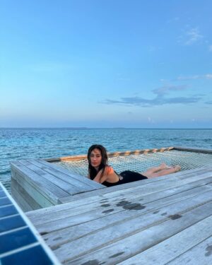 Ratu Felisha Instagram - Island girl 🌴