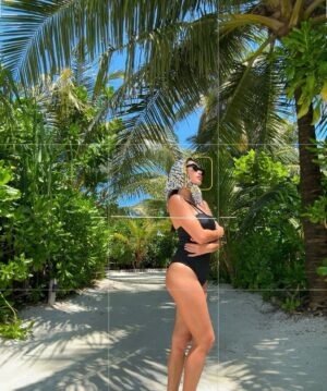 Ratu Felisha Instagram - Day 3 of the moanas life 🌺
@makarawear