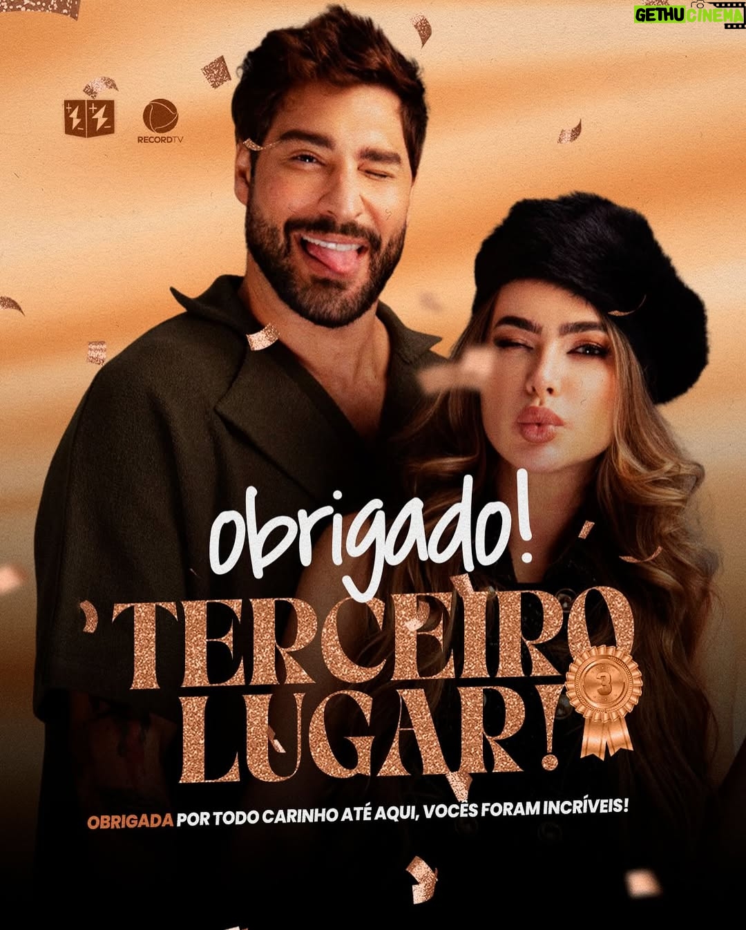 Rayanne Morais - 21.8K Likes - TERCEIRO LUGAR! Rayanne e Victor chegaram ao fim dessa linda jornada no #PowerCoupleBrasil de um jeito ainda mais especial, no pódio! Que trajetória incrível eles tiveram, cheia de conquistas, reviravoltas e aprendizados que com certeza levarão para a vida. Desde o início, o foco deles foi se jogar de cabeça em cada momento, sem deixar que nada os tirasse do sério ou atrapalhasse o desempenho. Eles arrasaram em muitas provas, foram casal power quatro vezes, venceram provas dos casais e mandaram muito bem nas provas individuais também!

O amor que une Rayanne e Victor virou inspiração para muita gente, e a paixão que eles sentem um pelo outro ficou clara para todos nós. É lindo ver o quanto eles se amam e o laço forte que existe entre os dois! Queremos agradecer de coração a cada um de vocês que nos ajudaram e estiveram ao nosso lado durante todos esses meses no #PowerCoupleBrasil. Foi uma experiência maravilhosa, e vocês fizeram parte de tudo isso. Nada disso seria possível sem o carinho e o apoio de cada um. Gratidão imensa por tudo! E podem ter certeza, isso é só o começo de um futuro brilhante e cheio de coisas incríveis para eles aqui fora! 🏹❤️ #TeamMoraisPecoraro