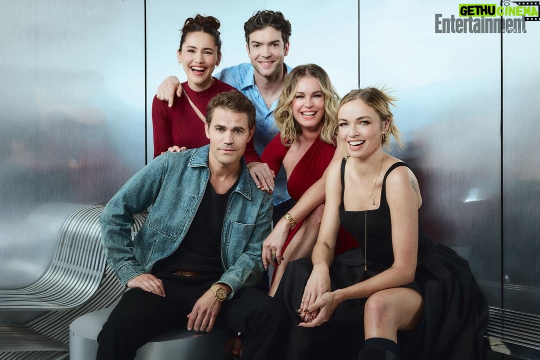Rebecca Romijn - 13.5K Likes - Season Three ✅ A huge thank you to the incredible cast and crew for another great season, here’s to Season Four! 🖖