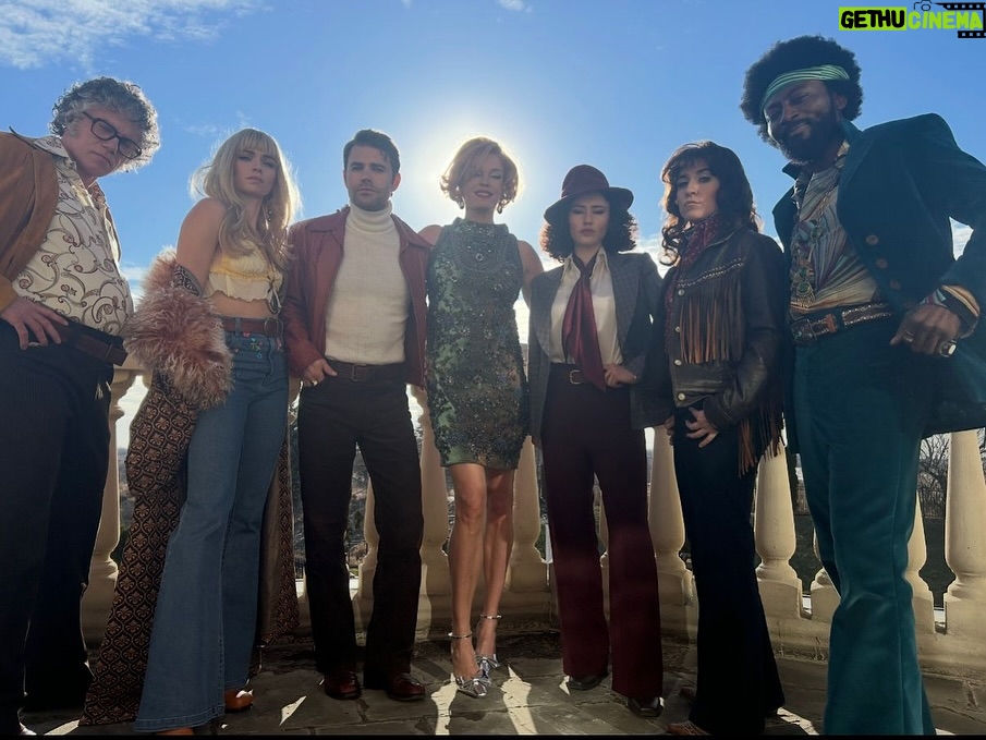 Rebecca Romijn - 13.5K Likes - Season Three ✅ A huge thank you to the incredible cast and crew for another great season, here’s to Season Four! 🖖