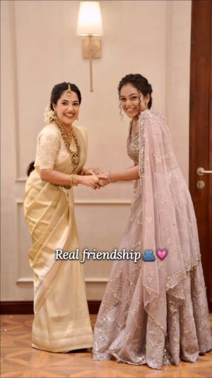 Rebecca Santhosh Instagram - Real friendship 😬😂😂
