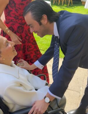Regina Blandón Instagram - Feliz cumpleaños, @blndn 😎
Que siempre haya música y risa y baile y todo de lo que das. Qué suerte ser tu hermana.