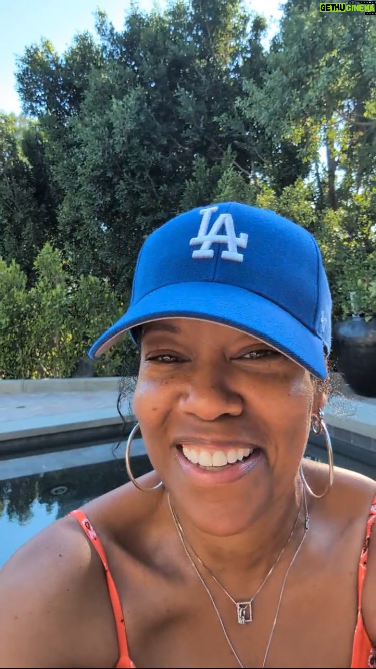 Regina King - 156.9K Likes - MianU is sold out online! 🤯 Go to Mianuwines.com [link in bio] to find which specialty locations still have MianU available for purchase. And please invite us to the table by sharing your #mianumoments 🧡