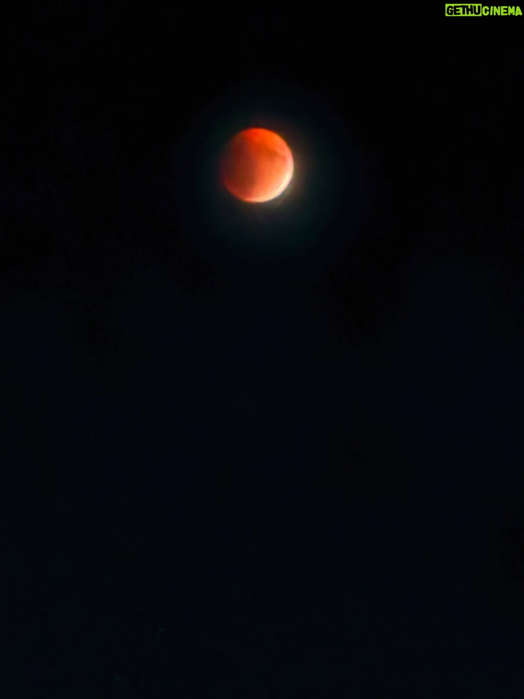 Renu Desai - 45.1K Likes - Got to experience the sheer magic of a celestial event tonight. I lost hope just before the full eclipse because the clouds started rolling in but they cleared up in 10 minutes and to get to witness a complete lunar eclipse is an experience that I will be fascinated with for the rest of my life🧡 
Tried to capture a little bit of this amazing phenomenon on my phone and sharing some with you all😊 #lunareclipse #chandragrahan #lunareclipse2025