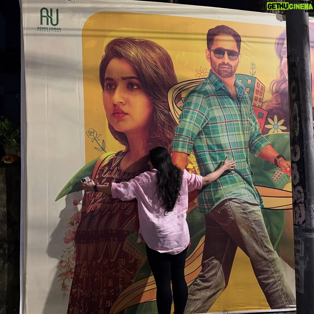 Revathi Pillai - 258K Likes - 10 days to go for odum kuthira chadum kuthira!!🐎🥭
Firsts are always special. Here’s mine- my first Malayalam film’s poster that I spotted in the city. Called my family to show them, saw the biggest smile on their faces which made it even better. 10 years ago, I wouldn’t even have imagined something even close to this happening. Very grateful and happy and nervous for this one. And that said, I’ll see you at the movies on 29th August. 
(Pinch me).🦋💛