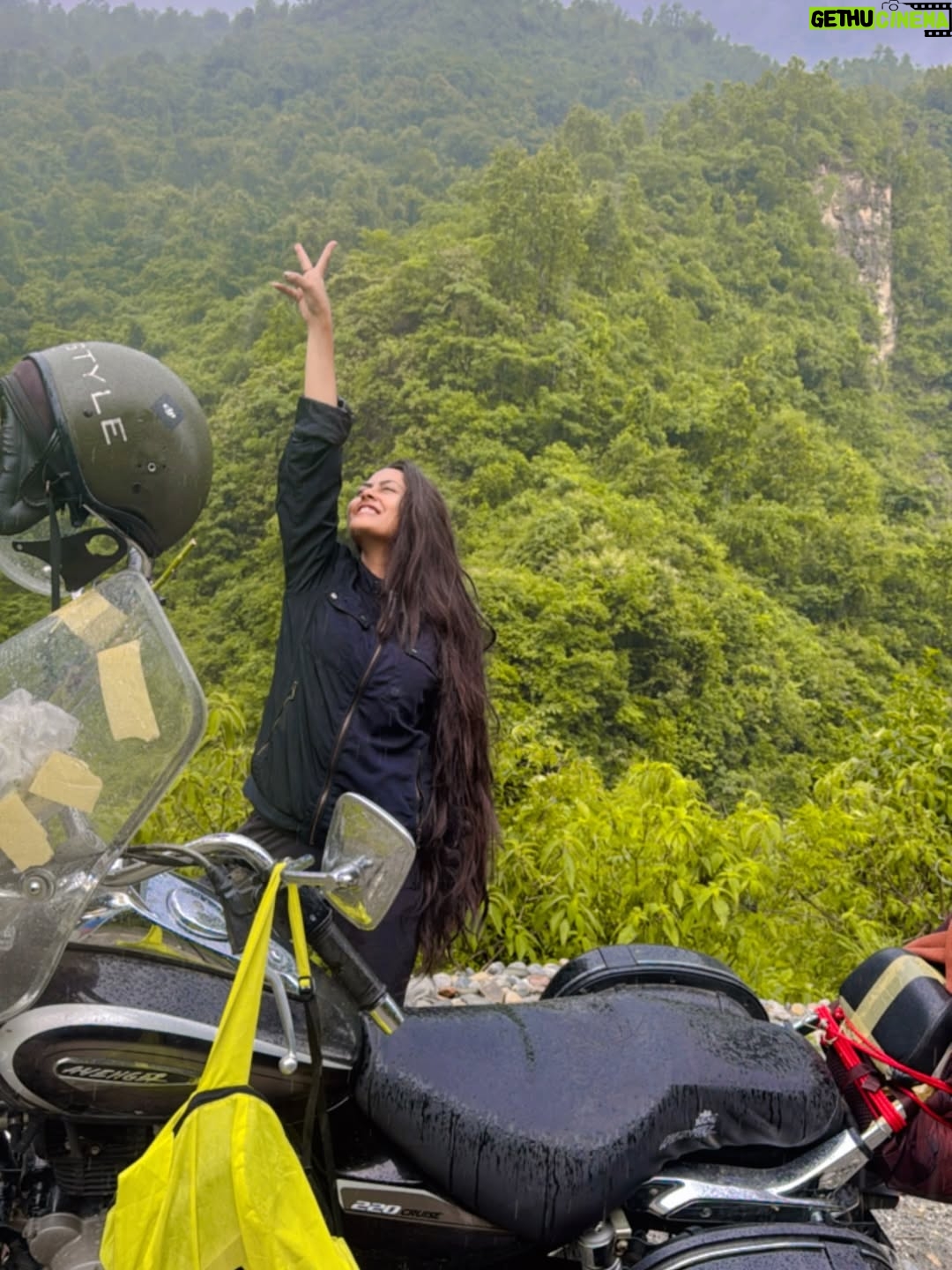 Richa Dixit - 4.5K Likes - ⛰️#richadixit