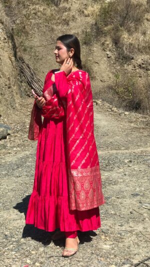 Ridhi Zinta Instagram - ♥️
#reelkrofeelkro❤️ #reelitfeelit #reelinstagram