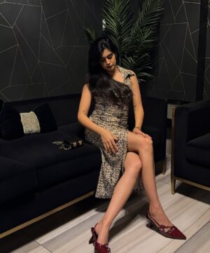 Ridhie Mehta Instagram - 🐆
Outfit: @zara @versacejeanscouture
📍 @la.cielofficial