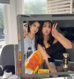 Ridhie Mehta Instagram - this & that.