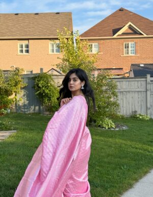 Ridhie Mehta Instagram - 🦢🪷