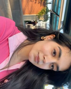 Ridhie Mehta Instagram - August sipped away like a bottle of wine 🤍✨