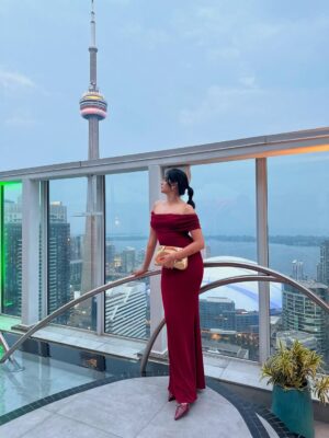 Ridhie Mehta Instagram - In my prime🍷
📍 @kosttoronto
@cntower