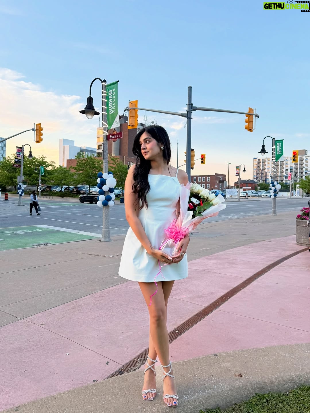 Ridhie Mehta - 6.7K Likes - Two degrees hotter🎓