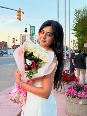 Ridhie Mehta Instagram - Two degrees hotter🎓