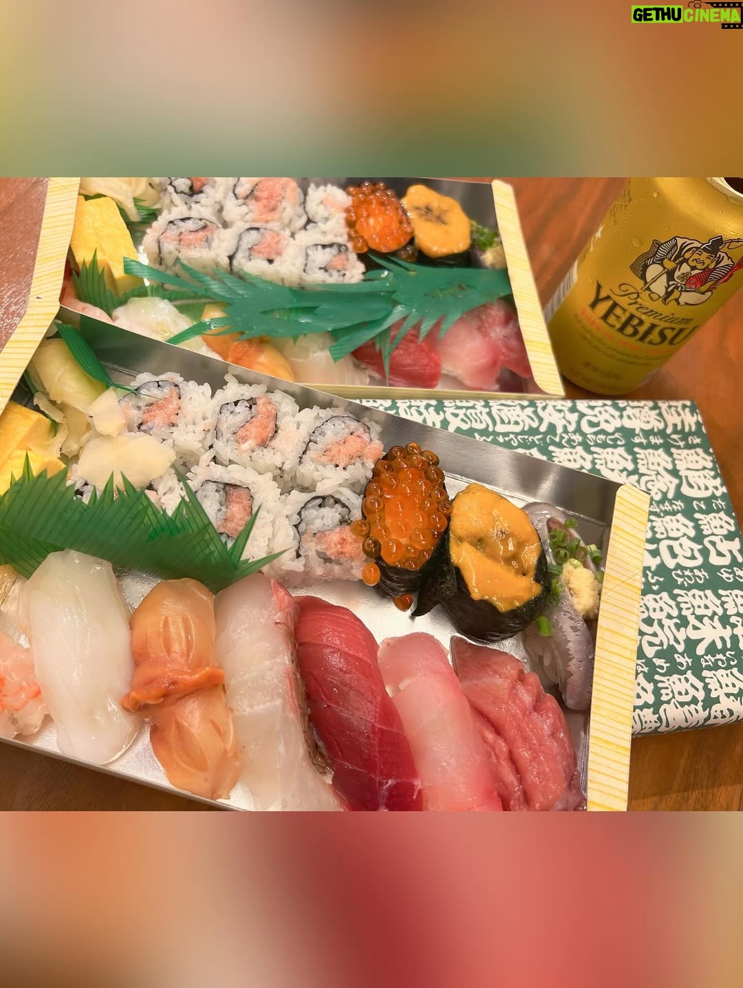 Riho Iida - 8.8K Likes - 6.7月のいろいろ🌷🌧️

初めての抱っこ紐での外出🐿️
久々の外食に感動👏🏻🥲

晴天にお宮参り⛩️

七世ちゃん　杏奈と集合できた
👩🏻👧🏻👩🏻👶🏻👶🏻👩🏻👶🏻👶🏻
@nanaseiwai  @annadapon 

まなみにいただいたスタイでお出かけ🐧
@ikura_manami 

妹のお誕生日会に🎂

100日 お食い初め🐟🐟🌸

小坂井ちゃんが来てくれたり🧸
@yurie_kozakai0706 

かえでしゃんとオッドタクシーでお世話になった
スタッフさんにも会えたよ🧢🚕🥛
@kaede_yuasa 

CoCo壱番屋芸人みてすぐ影響されたり🍛

サンコイチで初めてお出かけ挑戦したり🌻
(涼しい顔して電車乗ってたけど、内心バクバク)

増し増し増しからの
注文してたピジョンカスタム哺乳瓶🍼🌿

イベントが沢山あった6.7月
準備は大変だったけど
当日迎えたらやって良かったー！
と思えた日々でした⸜🙌🏻⸝‍

#岩井七世
#杏奈
#伊倉愛美
#小坂井祐莉絵 
#湯浅かえで 

#双子 #双子育児