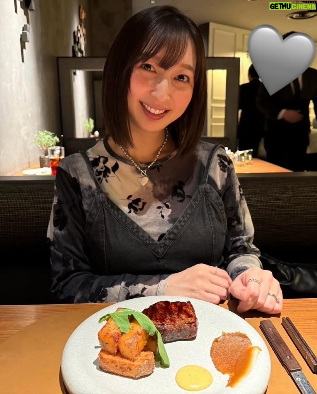 Riho Iida - 5.6K Likes - 3月のいろいろ🌷🤍

韓国からお友達きて料理作ってくれたり
贅沢ランチさせてもらったり
気分転換にお花買ったり
みもりんに会えたり♡

楽しかった3月