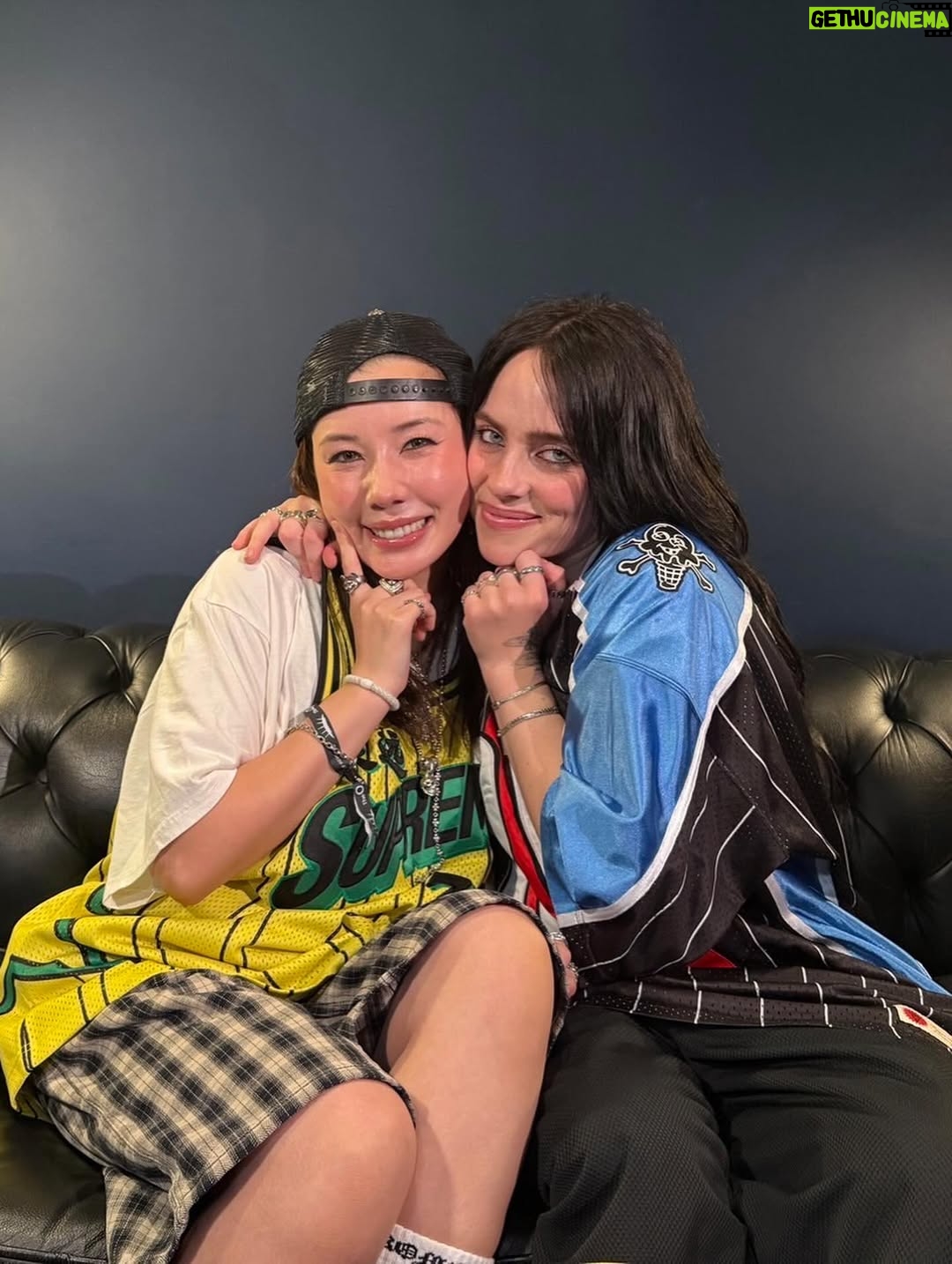 Riisa Naka - 271.7K Likes - I love you so so soooooo much‼︎‼︎💙💙💙💙💙💙💙💙
 @billieeilish 
Tokyo’s waiting for ya, Billie!❤️❤️❤️❤️❤️