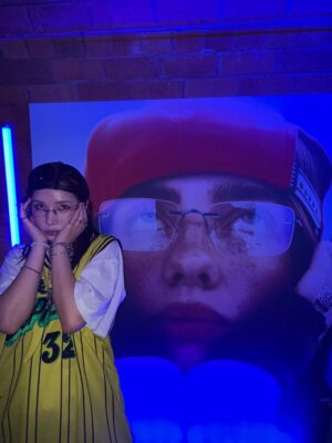 Riisa Naka Instagram - I love you so so soooooo much‼︎‼︎💙💙💙💙💙💙💙💙
 @billieeilish 
Tokyo’s waiting for ya, Billie!❤️❤️❤️❤️❤️
