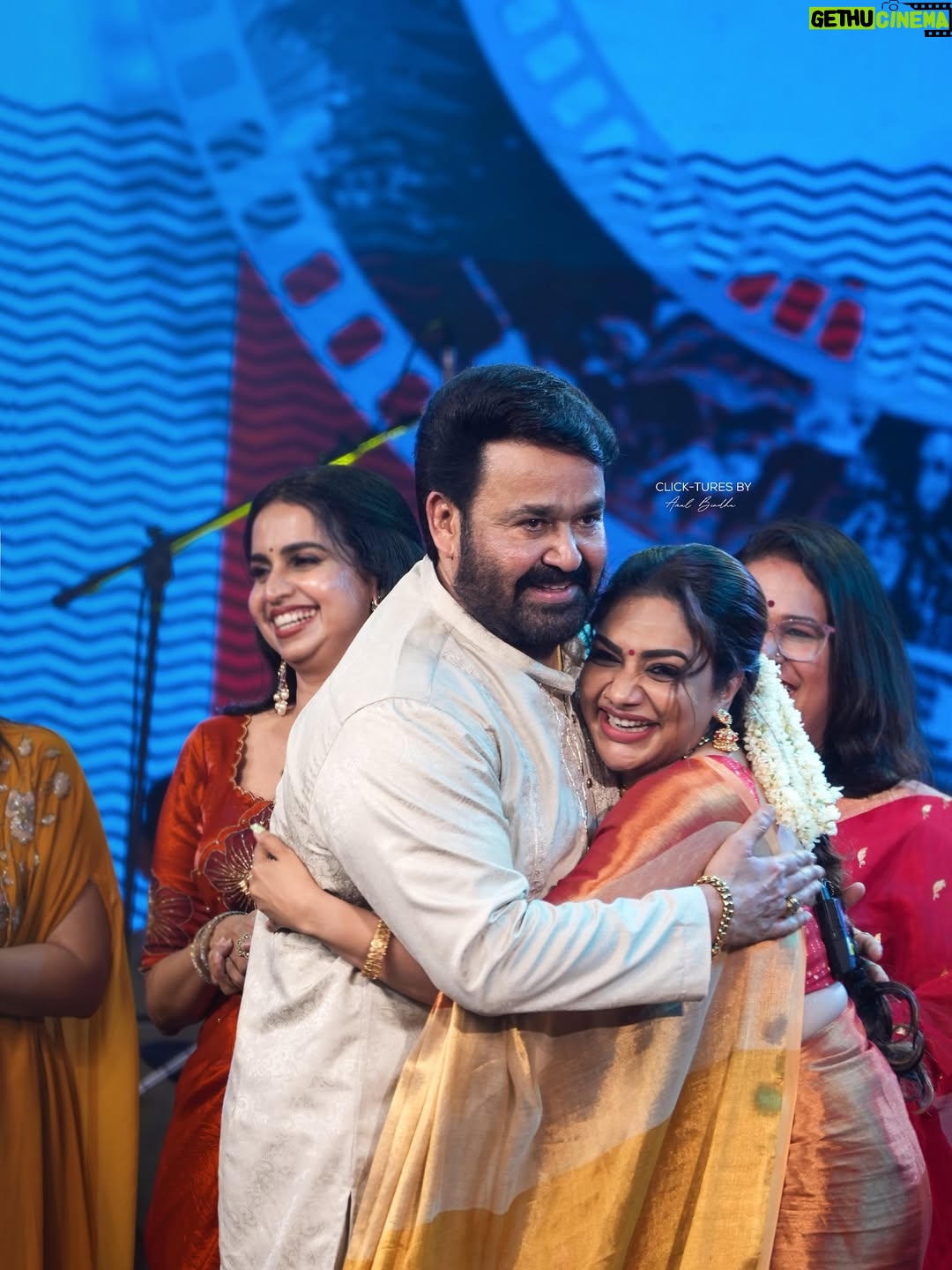 Rimi Tomy - 82K Likes - Beautiful moments from yesterday’s grand show organised by the Government of Kerala to honour our legend @mohanlal at Trivandrum Central Stadium ❤️
Feeling blessed to have received a small but truly precious gift from him ✨
And so happy to catch up with my dear friends after a long time, along with our beloved singing icons @mgsreekumar & @sujathaofficial 🎶💖