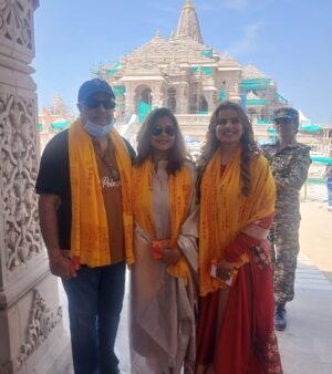 Rinku Ghosh Instagram - Iss Navratri Ram Lalla ji k darshan đ