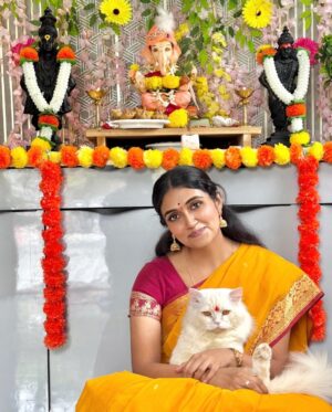 Rinku Rajguru Instagram - गणपती बाप्पा मोरया, मंगलमूर्ती मोरया 🌺❤️🙏🏻