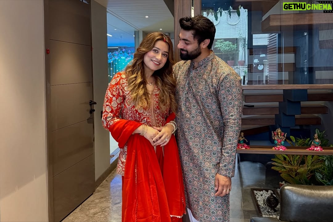 Ritika Bhandari - 4.6K Likes - We met, we grew, we married 
3 years of knowing you ♥️ @_vishal_kedia_