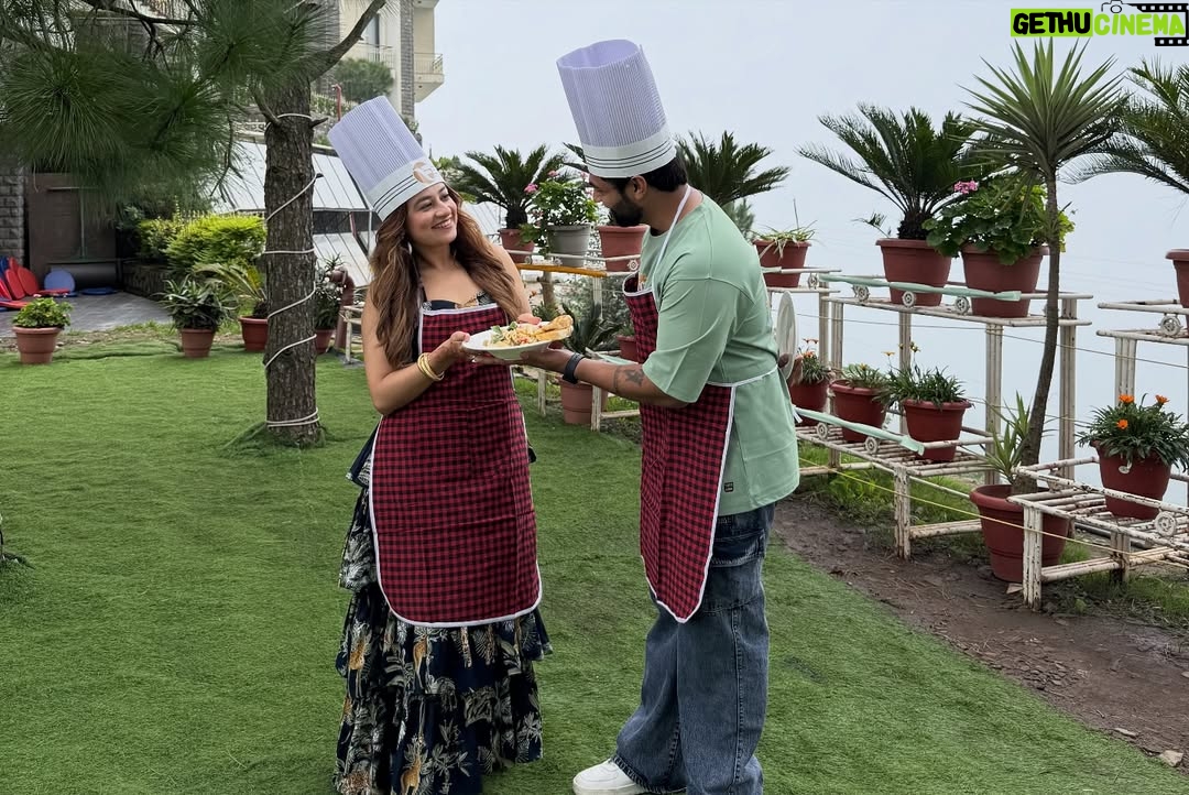 Ritika Bhandari - 4.6K Likes - We met, we grew, we married 
3 years of knowing you ♥️ @_vishal_kedia_