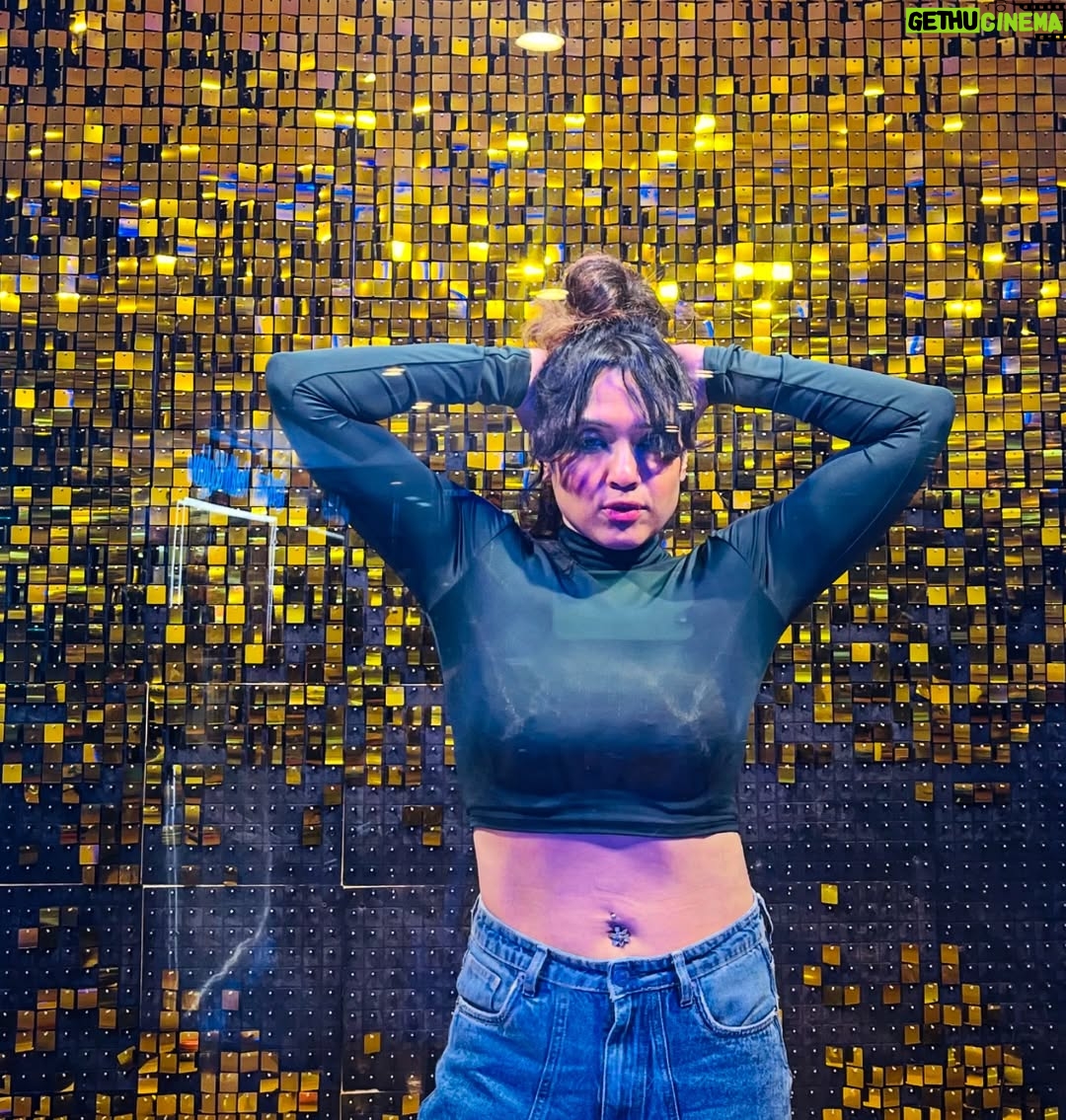 Rituparna Sen - 0.9K Likes - Get out 🕶️