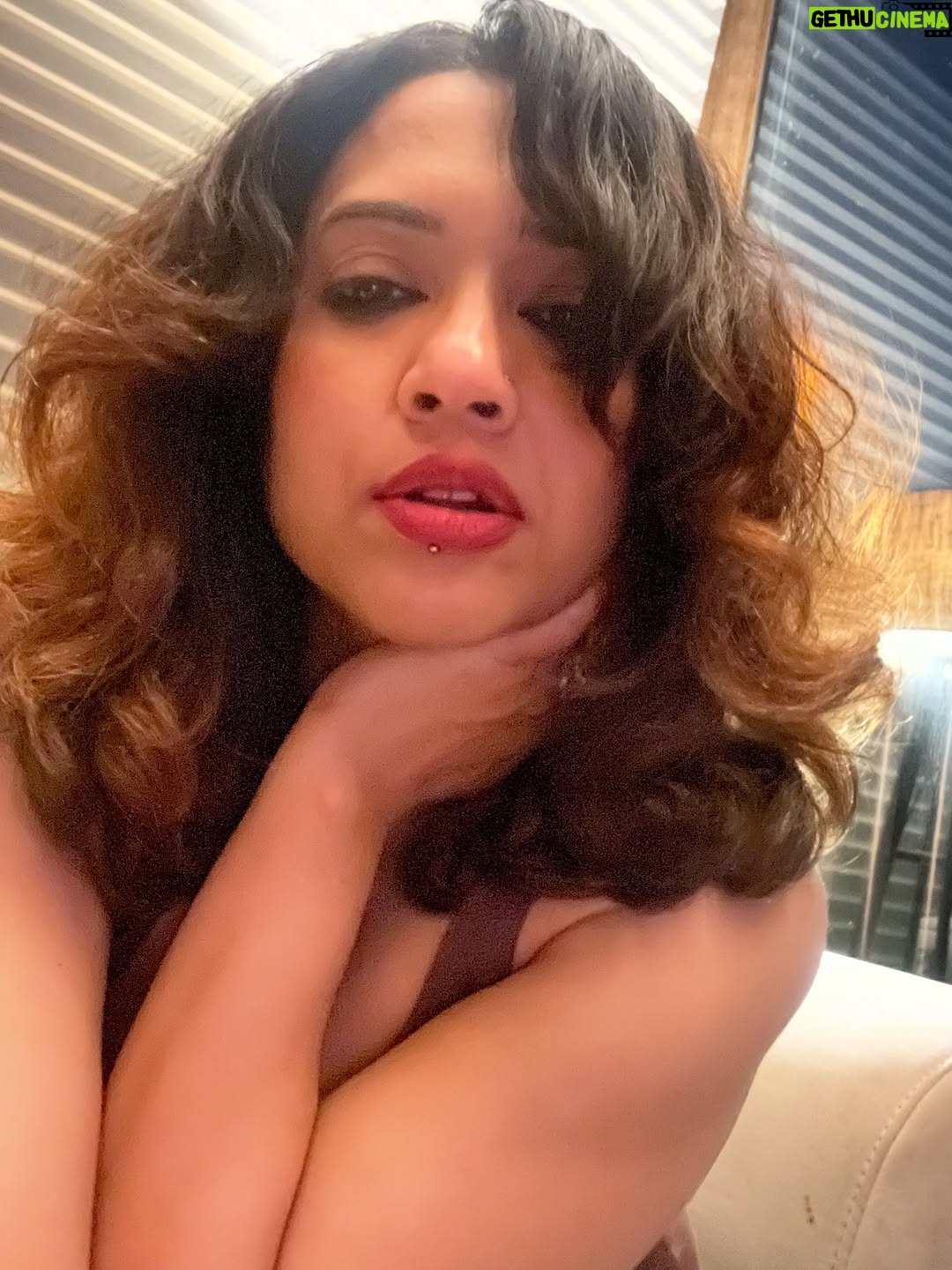 Rituparna Sen - 1K Likes - 