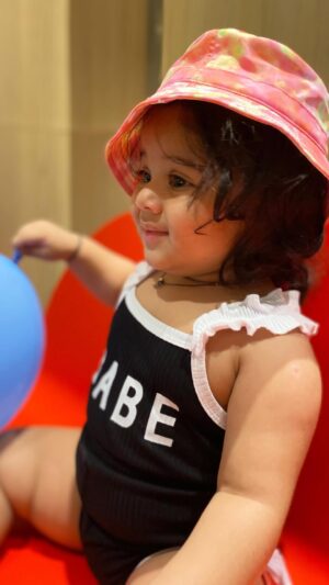 Ritz Gautam Instagram - My pretty girl is walking on beats. Early women’s day special 

Anni wardrobe Courtesy: @hopscotch.in 

#annithebornstar #prettygirls #prettygirlswalklikethis #ritzgautam #toddlermom #toddlerfashion #babyfashion #babymodel #cutebabygirl #cutebabygirlclothes #babygirlclothes #babyblogger #bangaloreblogger #bangaloreinfluencers #womenday8march #womenday2024