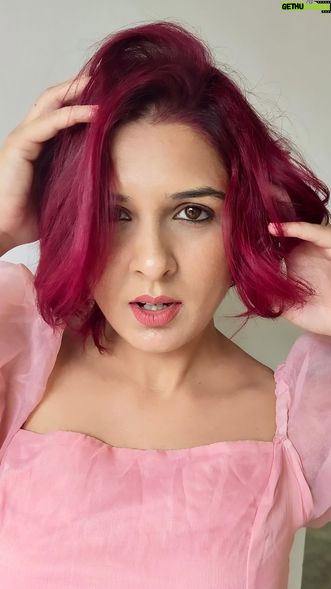 Ritz Gautam - 654 Likes - Cheers to another transformation. In collaboration with @straight.studio in the event of opening of their new Salon at Whitefield. 
Congratulations to whole team and Thanks for making me part of their celebration. 

Hair Expert for the day 8057sana 

#haircolour #haircolorideas #hairtransformation 
#hairtrends #myschwarzkopf #straightsalon #straightstudio #ritzgautam #slayqueen #bangaloreblogger #bangaloreinfluencer #lifestyleblogger #hairexperiment