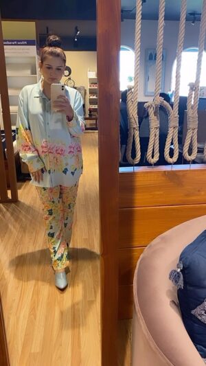 Ritz Gautam Instagram - Trying to be #trendy on #trendingsong
