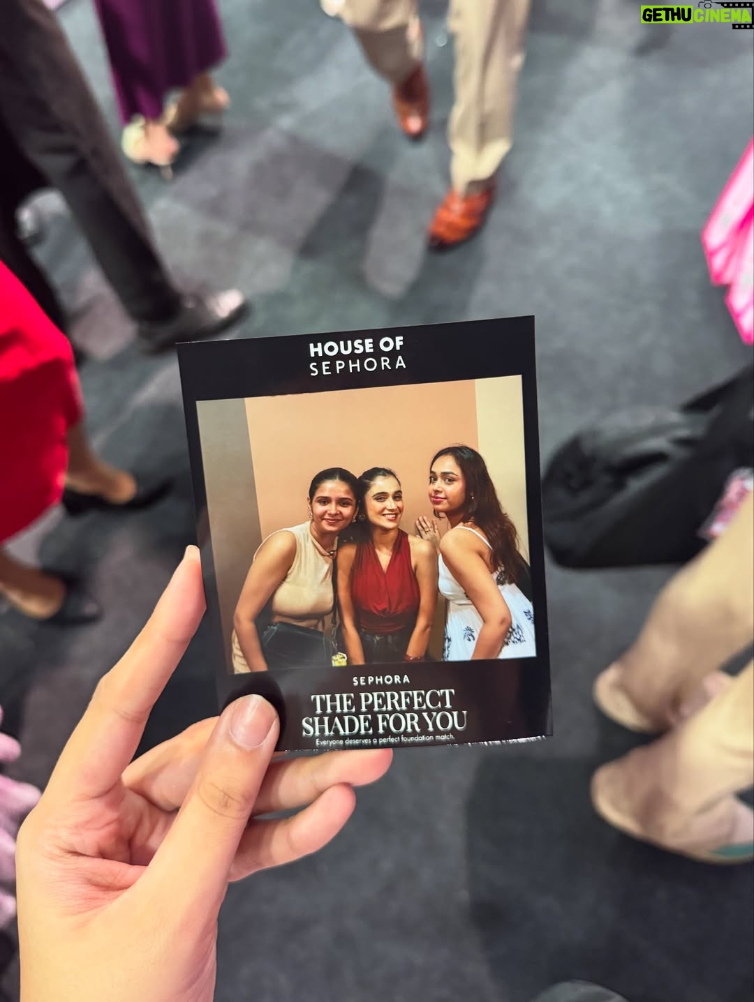 Riya Bhatu - 1.9K Likes - Be as you wish to seem❤️‍🔥🍷✨
.
.
@sephora_india @newme.asia 
Product id 7362356
.
.
#newmegals#elitebynewme