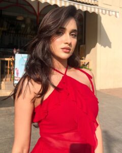 Riya Bhatu Most Liked Photos and Posts