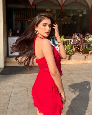 Riya Bhatu Instagram - My favourite colour this season 🍷❤️‍🔥✨🥀💌
.
.
.
Outfit @newme.asia 
Product id- 1594888
.
.

#valentines #valentinesoutfit #valentinesinspo #red #trendingreels #trending #trend #trendy #trendalert #viral #viralvideos #viralreels #explore #explorepage #fyp #foryou #foryoupage#elitebynewme#newmegals#cherrycola#burgundy#red