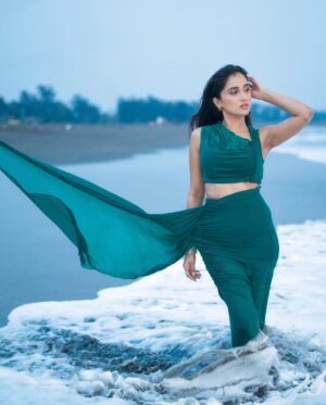 Riya Bhatu Instagram - Mermaid magic in every wave🫧🌊
.
.
One of my most fav shoot❤️✨
product_id=4890965
.
.
#beach#shoot#sunset#explore#elitebynewme#newmegals